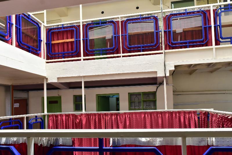 Ibis Hotel ニエリ エクステリア 写真